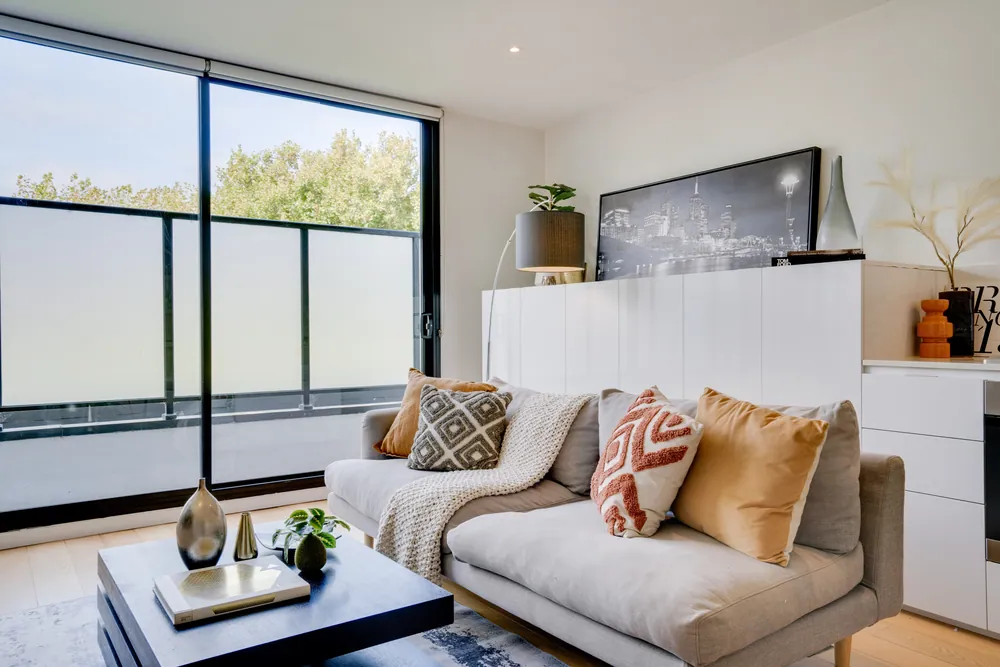Furnished Hybrid rental home in Melbourne