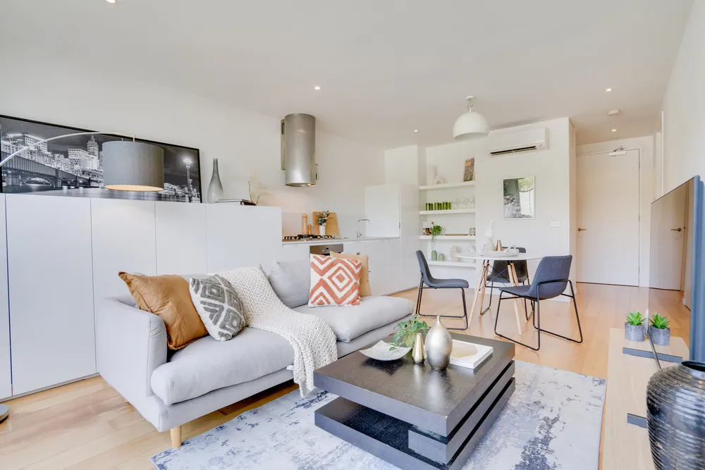 Furnished Hybrid rental home in Melbourne