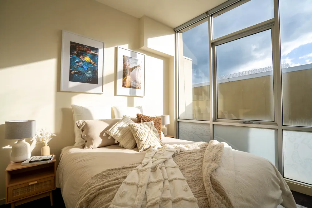 Furnished Hybrid rental home in Melbourne